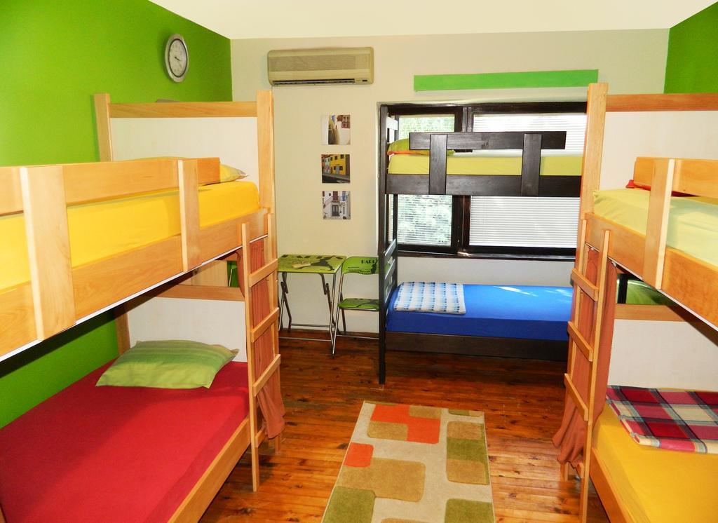 Hostel Kalonis Скопье Номер фото