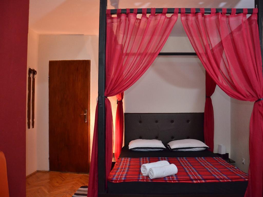 Hostel Kalonis Скопье Номер фото