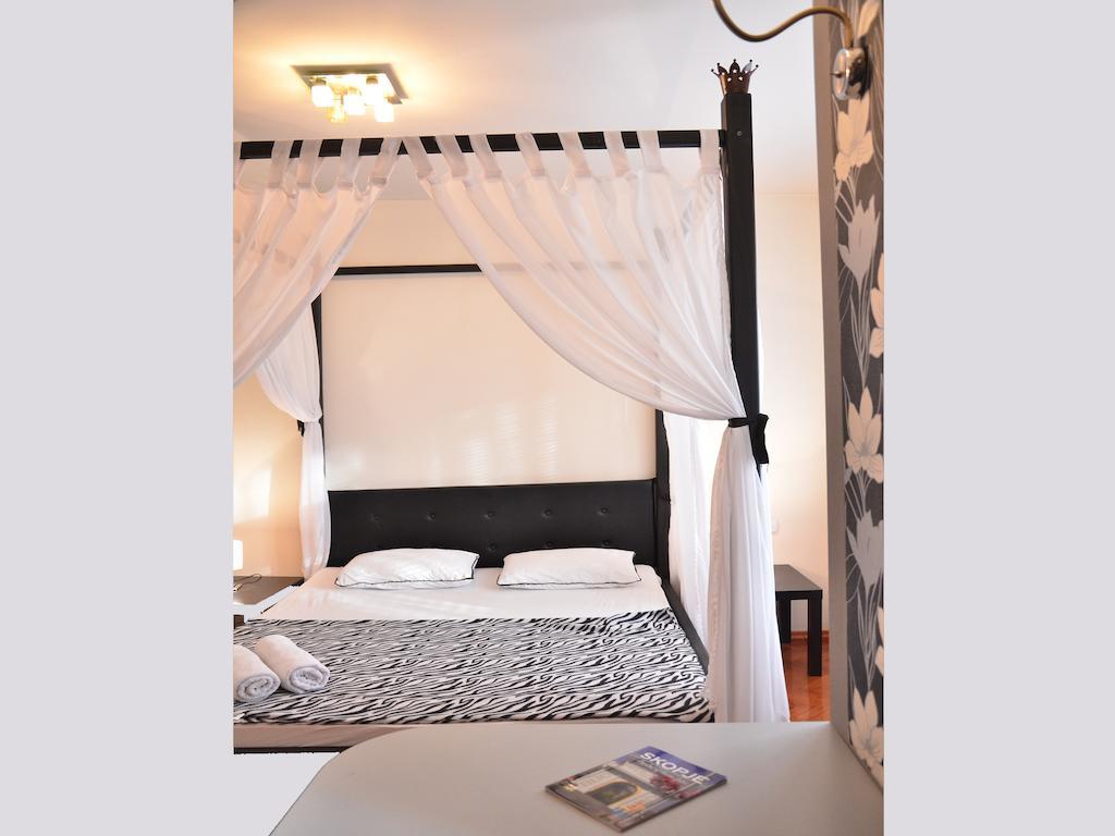 Hostel Kalonis Скопье Экстерьер фото