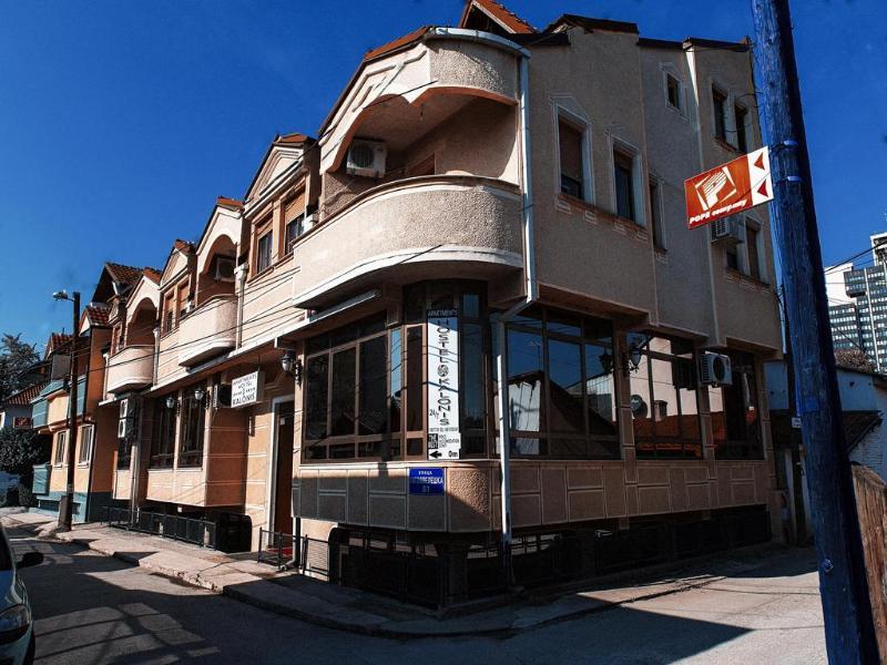 Hostel Kalonis Скопье Экстерьер фото