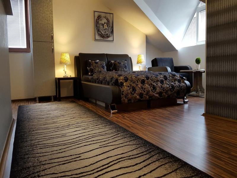 Hostel Kalonis Скопье Экстерьер фото